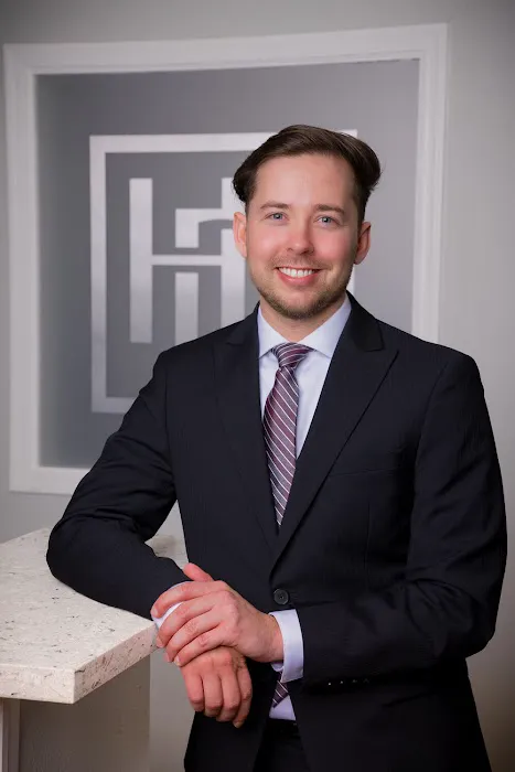 Hunsberger Dunn LLP 4