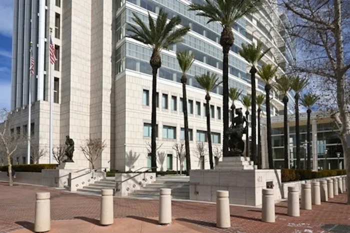 Law Offices of Steven K. Bloom 4