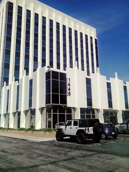 Law Office of Ray Dinari 4