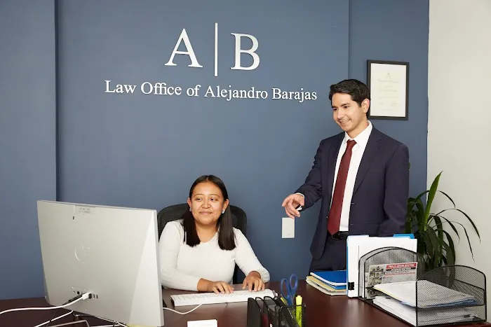 ABOGADO DE INMIGRACION ALEJANDRO BARAJAS 5