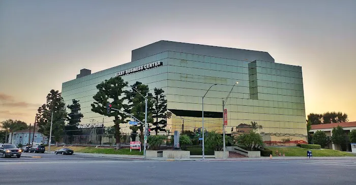 The Law Offices of George S. Henderson 5