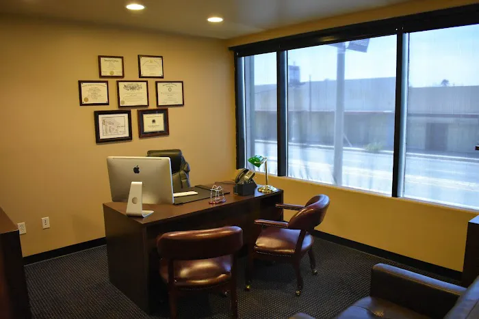 Law Offices of David Chesley, Criminal Defense Attorney - Los Angeles 5