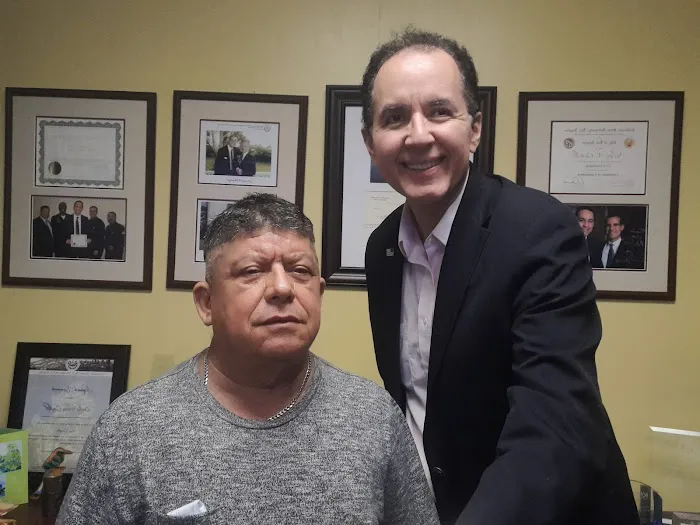 Abogado de Inmigración Nelson A. Castillo en Los Ángeles, CA 5