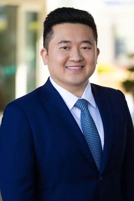 Kiang Immigration Law 姜國棟姜冠宇律師事務所 4