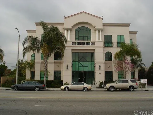 Law Offices of Jianwei Huang 4