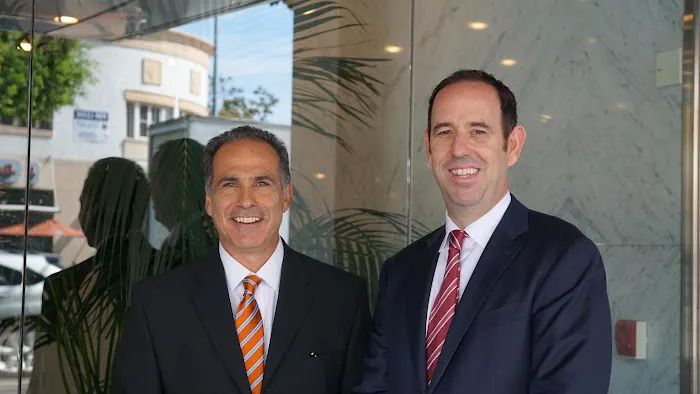 Glotzer & Leib, LLP 5