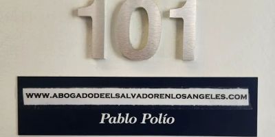 ABOGADO Y NOTARIO SALVADOREÑO