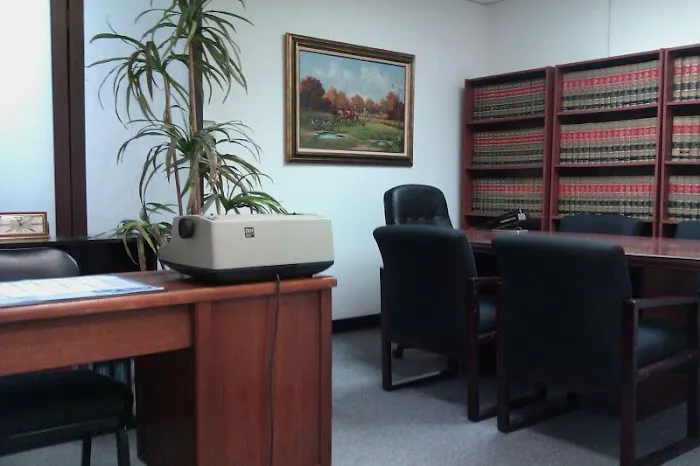 Law Offices of Jerry Wang 4