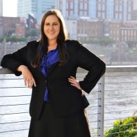 Lisa Webb - Lawyers People Love ico