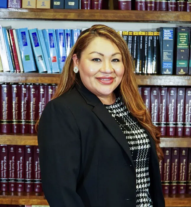Castillo & Associates 4