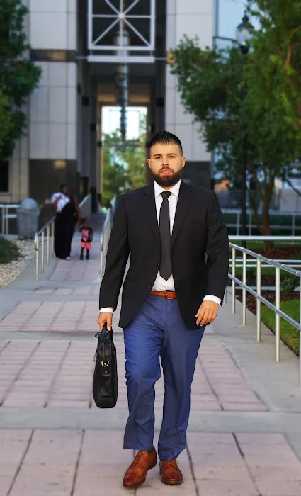 Attorney Josue Monrouzeau Abogado Josue Monrouzeau One Legal Team, PLLC. 5