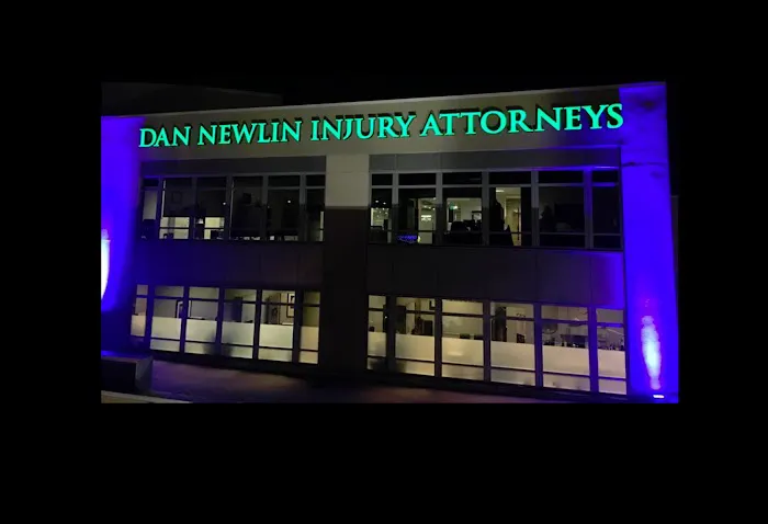Dan Newlin Injury Attorneys 4