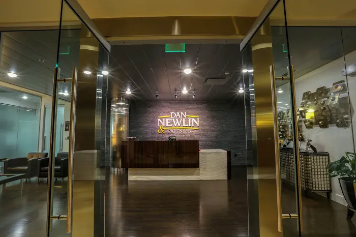 Dan Newlin Injury Attorneys 4