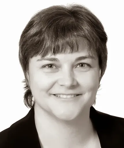 Stephanie Carter 5