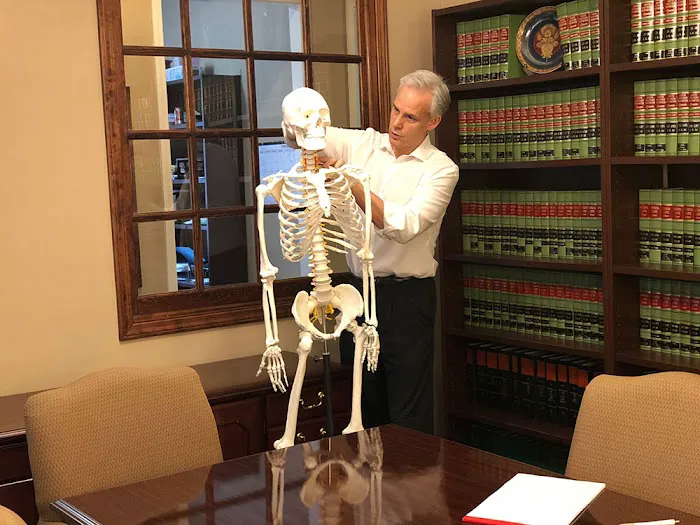 Howe.Law Injury & Accident Lawyers 4