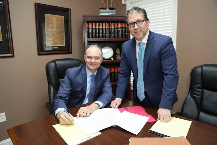 attorney for defending criminal case 4
