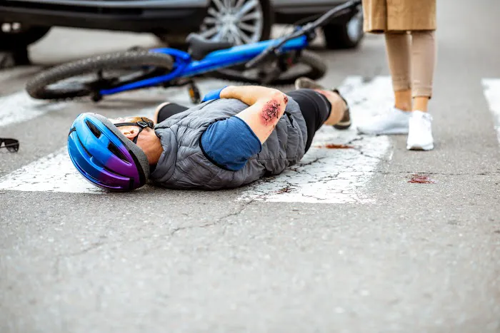 Tus Abogados de Accidentes Auto y Trabajo en Joliet 4