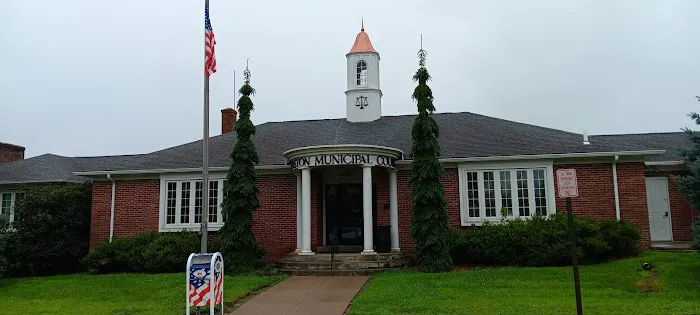d'Oliveira & Associates, p.c. 4