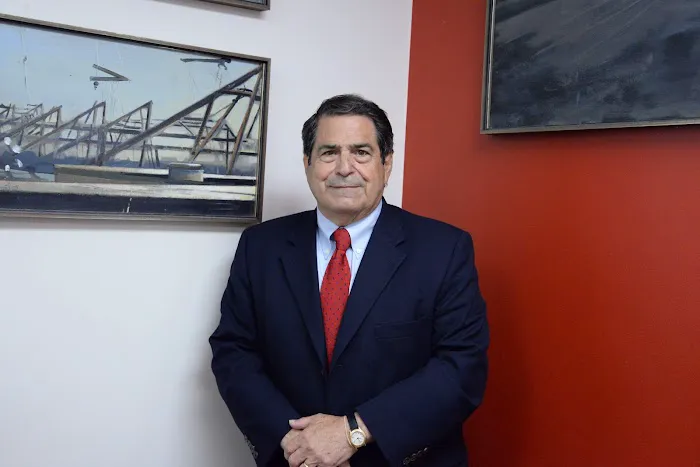 Law Office of Stephen G. Linder 5