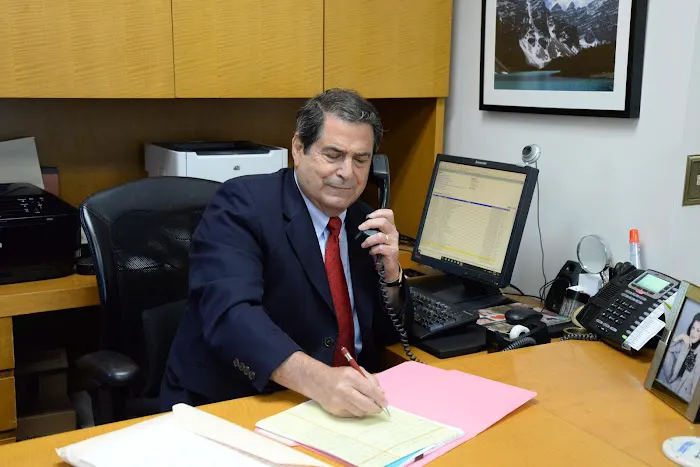 Law Office of Stephen G. Linder 5