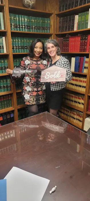 Mayra M Rios Law Office 5