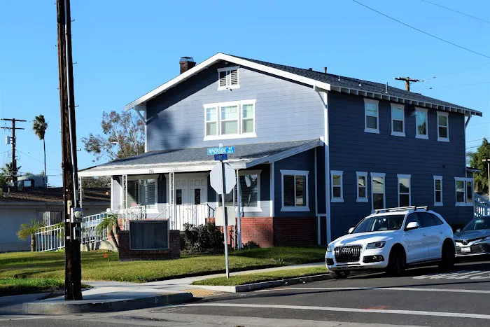 R. Bracken & Associates 5