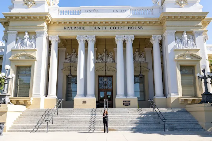 The Law Offices of Julieann S. Farraj 4