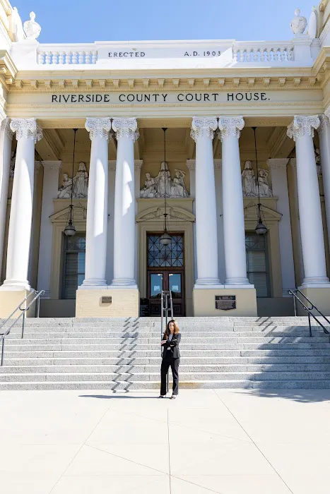 The Law Offices of Julieann S. Farraj 4