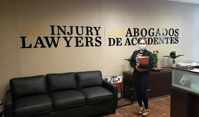 Los Abogados de Accidentes - Socal Injury Lawyers 5