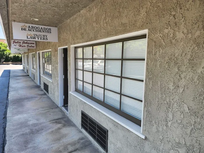 Los Abogados de Accidentes - Socal Injury Lawyers 5