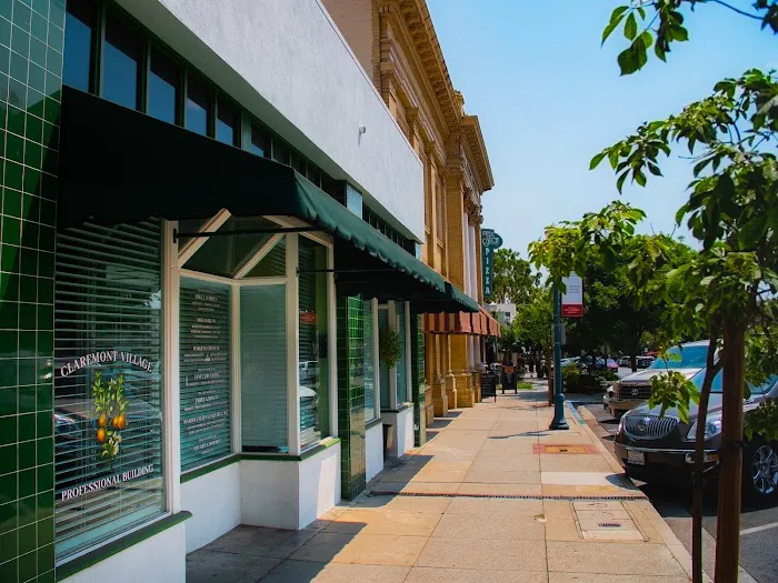 The Law Offices of Robert E. Knudsen 4