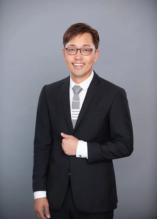 HONG LAW PLLC (홍성유 변호사 TIM CHUNG 변호사) 5