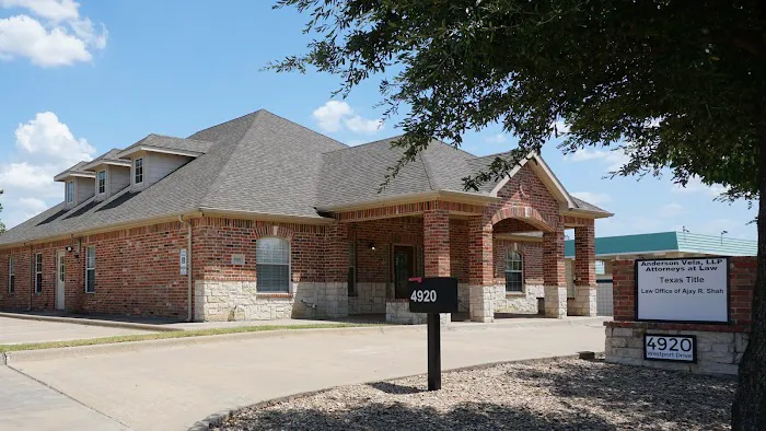 Anderson Vela, LLP 4