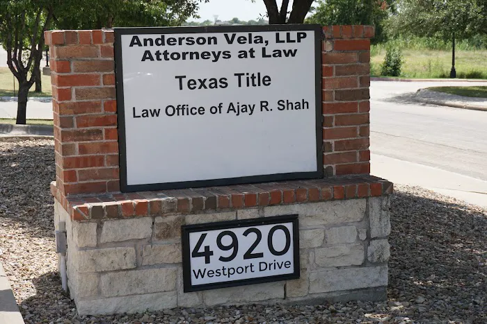 Anderson Vela, LLP 4