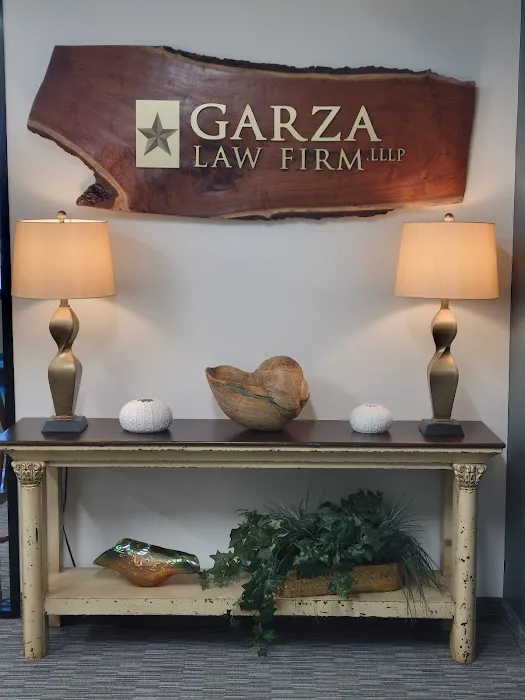 Garza Law Firm, LLLP 5
