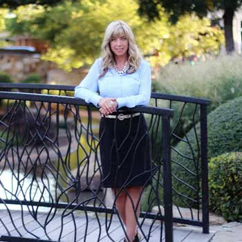 Holly E. Fuller 4