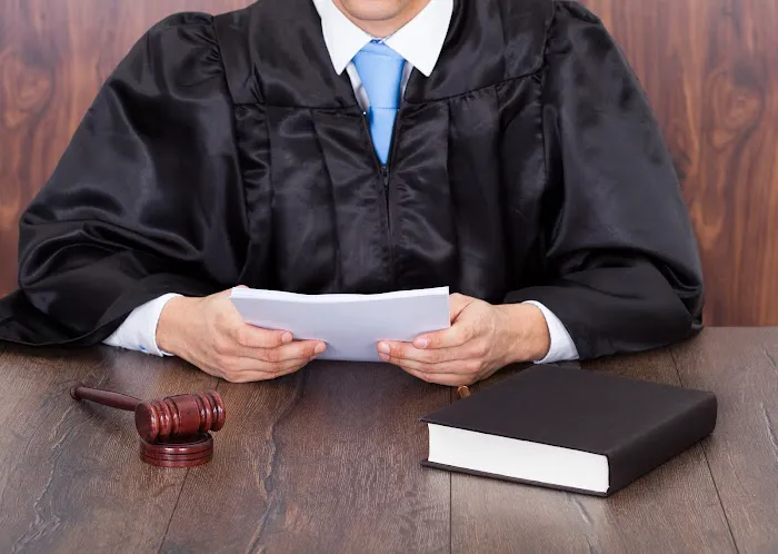 Giunta Law 4