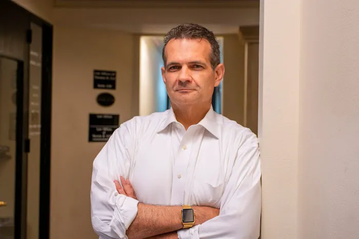 Law Offices of Thomas R. Cox III 4