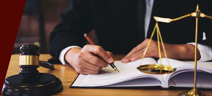 Personal Injury Attorney - Call Your Lawyer 4