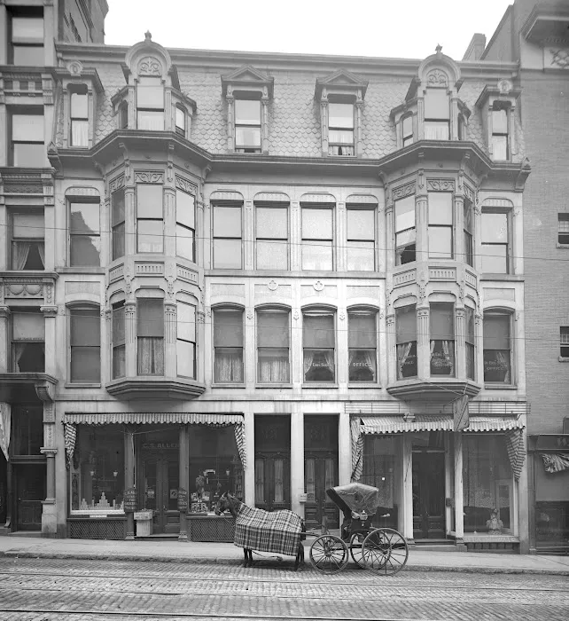 Ellis Law Offices LLP 5