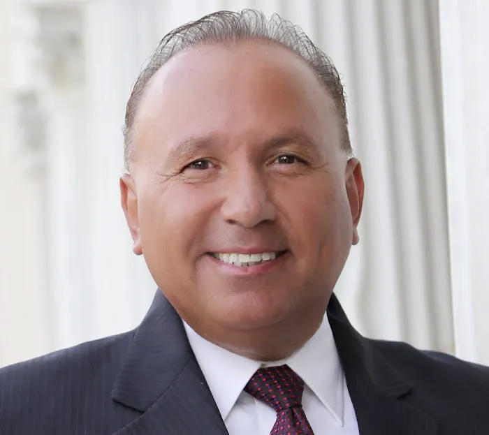 Law Offices of Manuel J. Barba 4