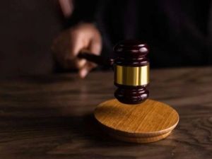 Handling Insolvency in Pharmaceutical Companies: Key Legal and Strategic Insights