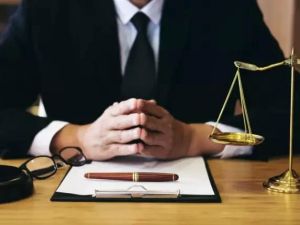Lawyers for Handling Personal Injury Claims: How to Find the Right Legal Help