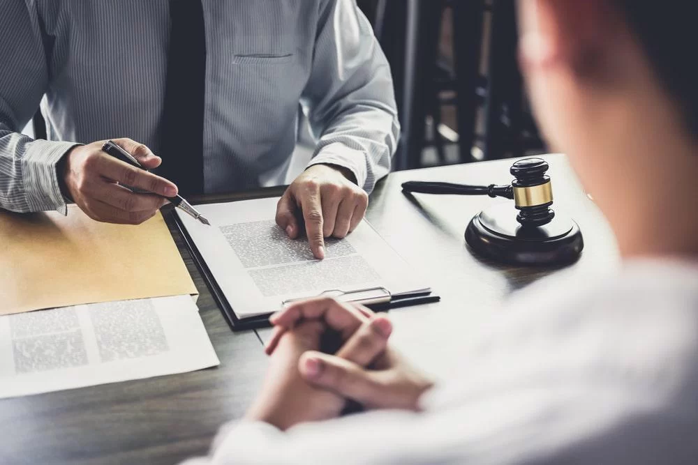 How to Find a Lawyer for Business Litigation: A Comprehensive Guide