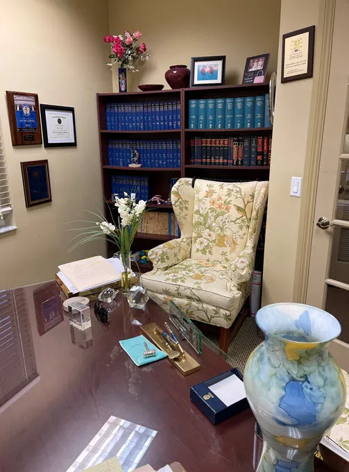 The Law Offices of Elaine E. Lukic - Lakewood 5