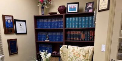 The Law Offices of Elaine E. Lukic - Lakewood