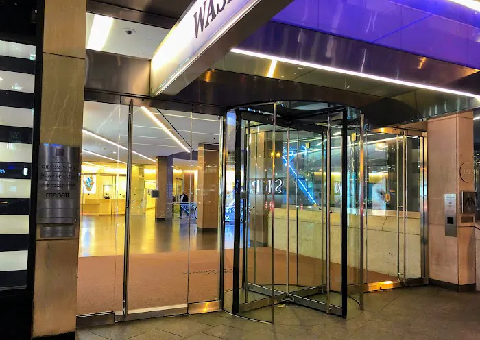 Manatt, Phelps & Phillips, LLP 4