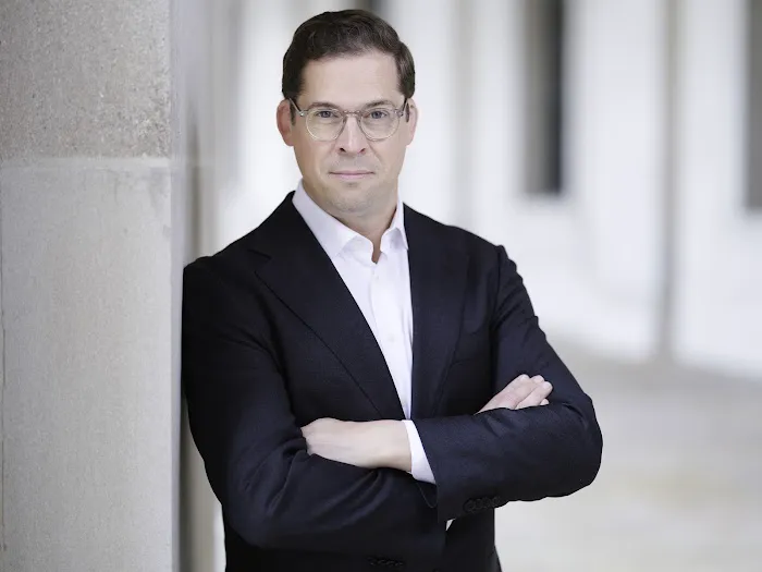 Christopher J. Mutimer 4