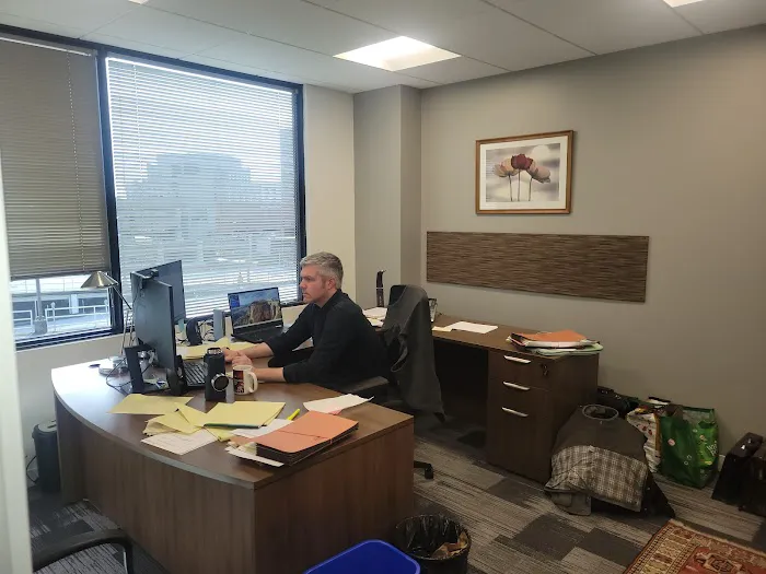 Paré & Associates, LLC 5