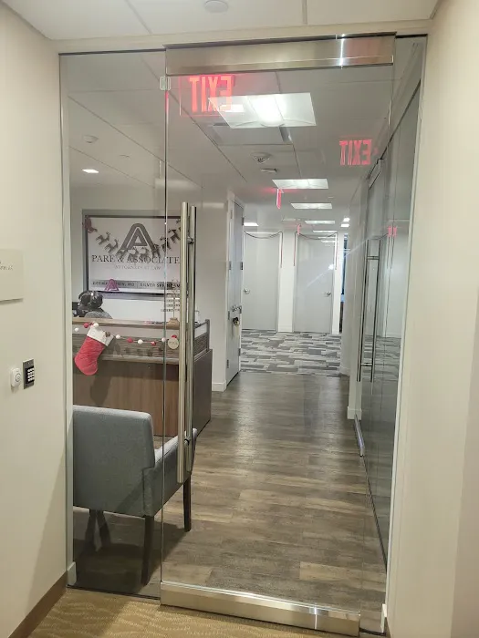 Paré & Associates, LLC 5